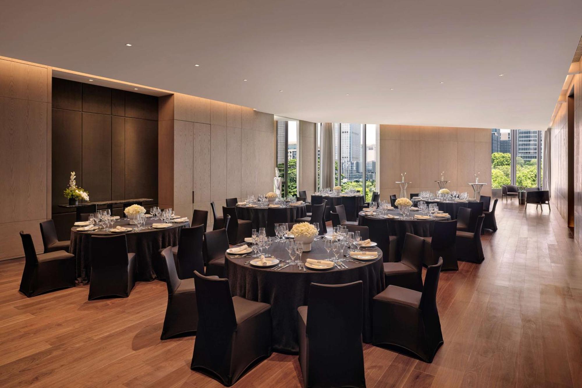 Conrad Shenzhen, The First Art Museum Hotel In Greater Bay Area With The Stunning Bay And Sunset View In The Hotel Terrace Екстериор снимка
