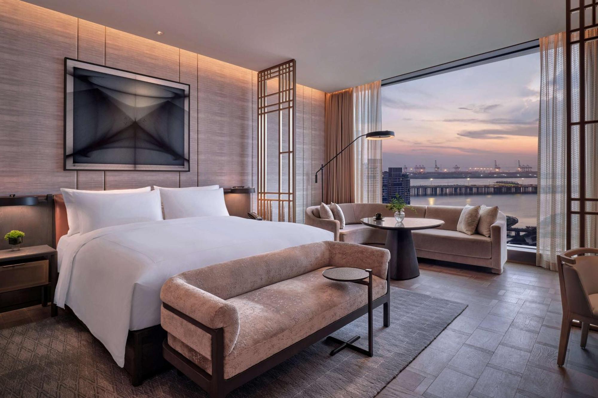 Conrad Shenzhen, The First Art Museum Hotel In Greater Bay Area With The Stunning Bay And Sunset View In The Hotel Terrace Екстериор снимка