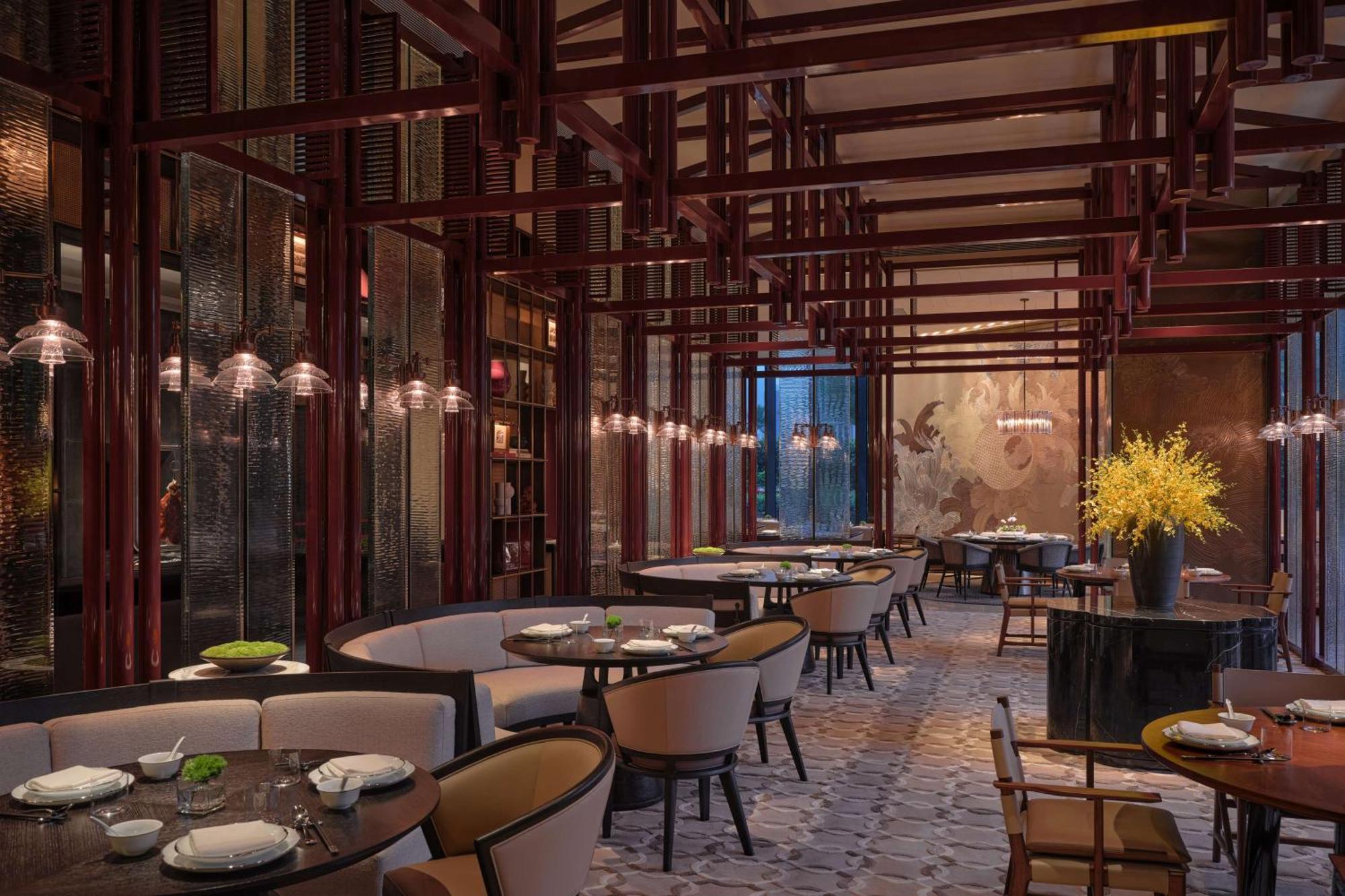 Conrad Shenzhen, The First Art Museum Hotel In Greater Bay Area With The Stunning Bay And Sunset View In The Hotel Terrace Екстериор снимка